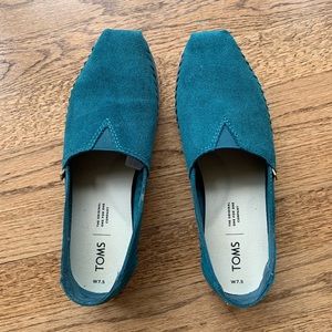 Toms Suede Shoes
